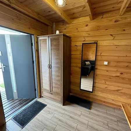 Mazurskie Wzgorze - Caloroczne 펜션 오스트로다