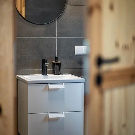 Mazurskie Wzgorze - Caloroczne 펜션